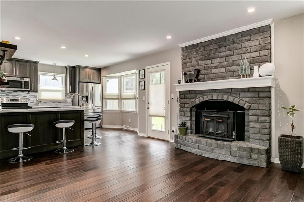 10101 NW MIRROR LAKE Court — photo 5