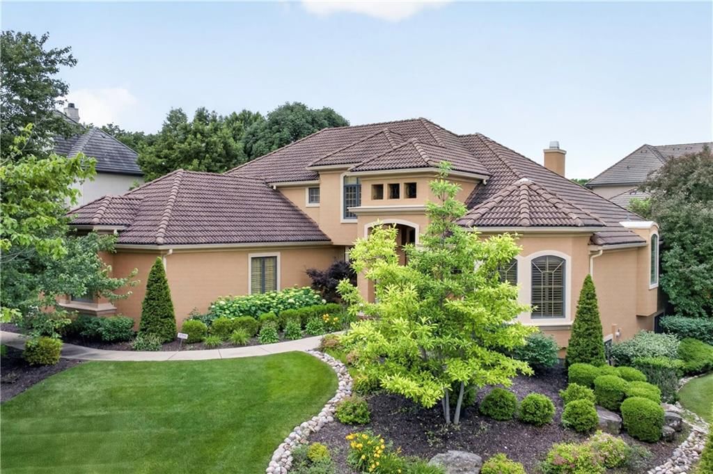 14704 Juniper Street, Leawood, KS