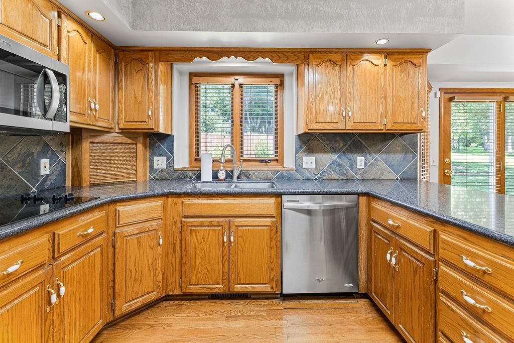 403 N Leonard Road — photo 15