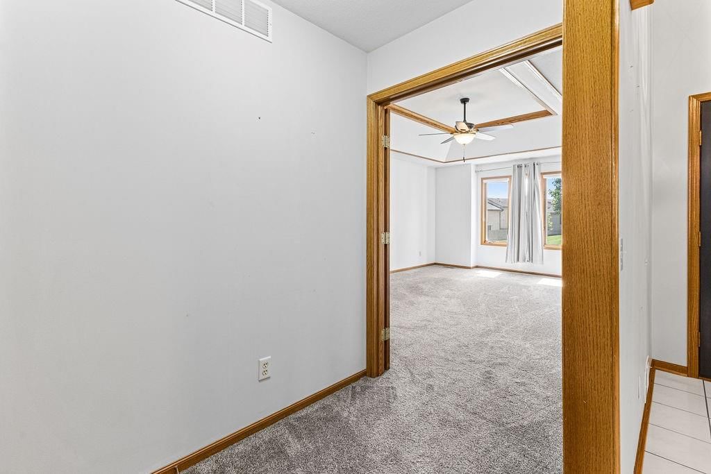 403 N Leonard Road — photo 20