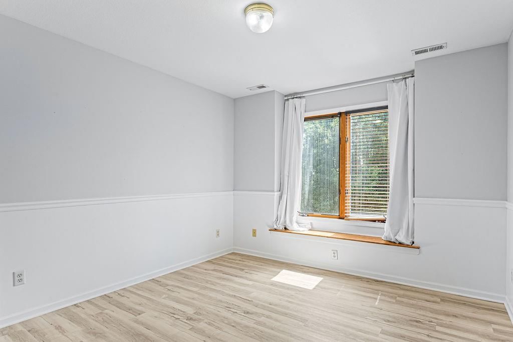 403 N Leonard Road — photo 30