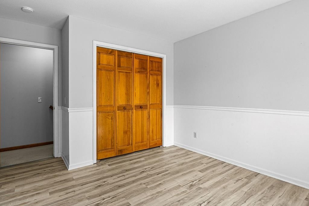 403 N Leonard Road — photo 31