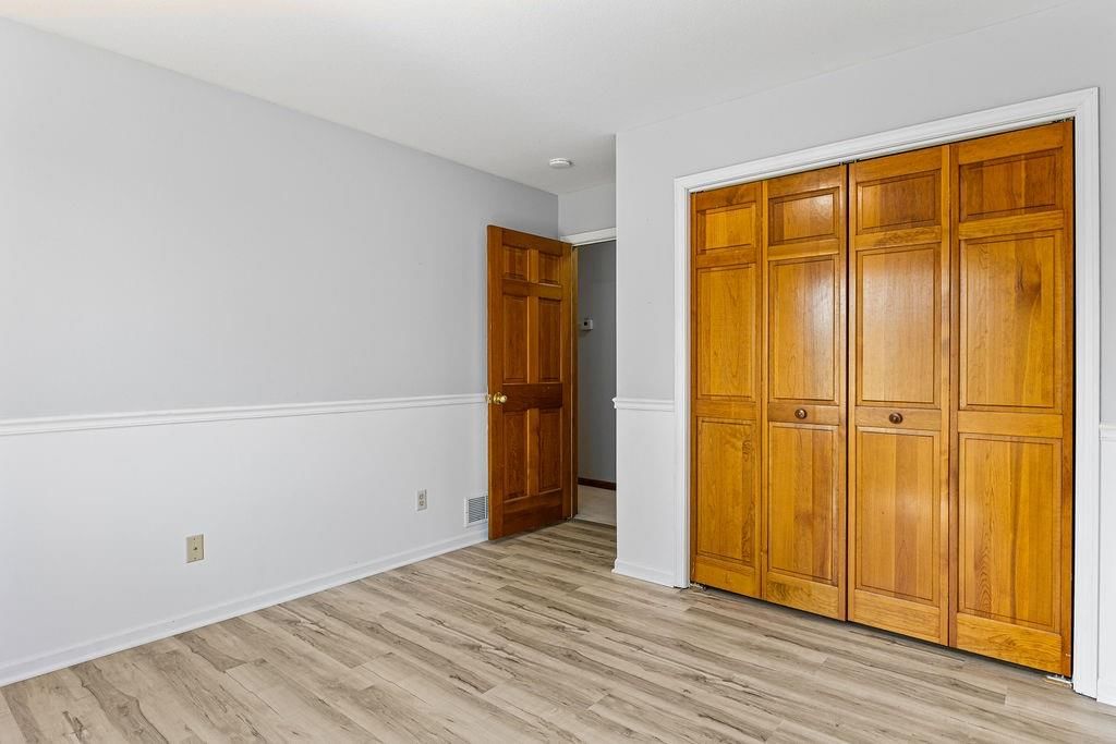 403 N Leonard Road — photo 32