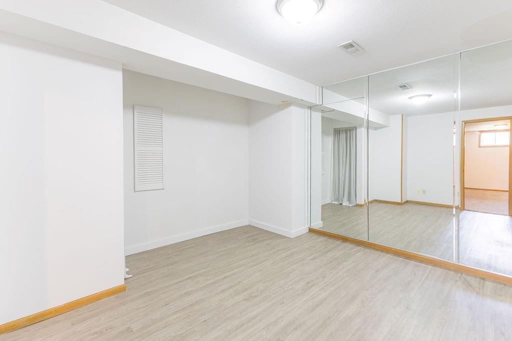 403 N Leonard Road — photo 49