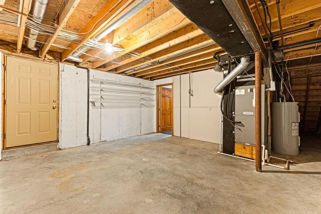 403 N Leonard Road — photo 56