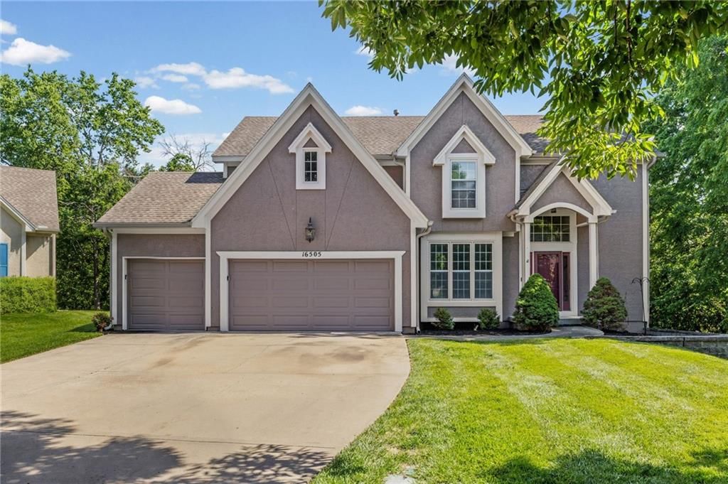 16505 W 80th Terrace, Lenexa, KS