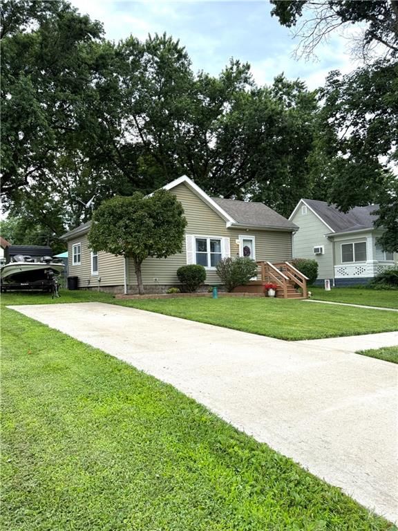 815 Meade Street — photo 1