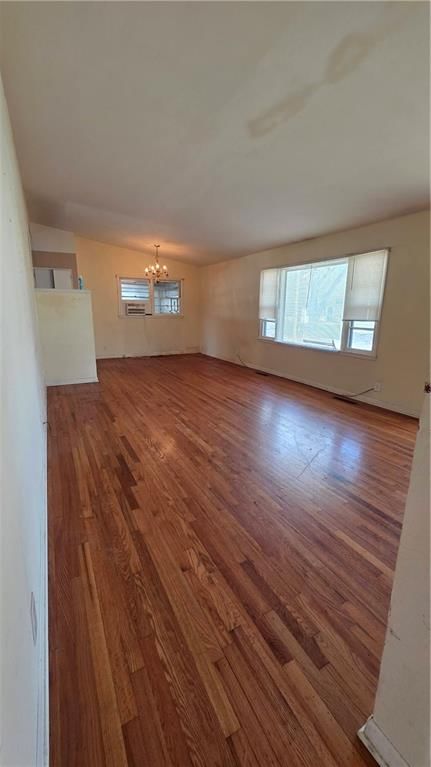 405 E Colt Street — photo 2