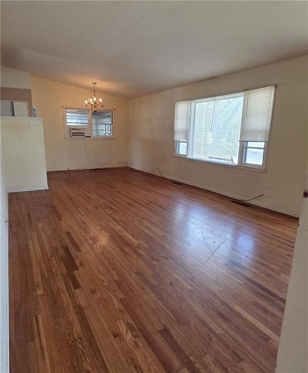 405 E Colt Street — photo 5