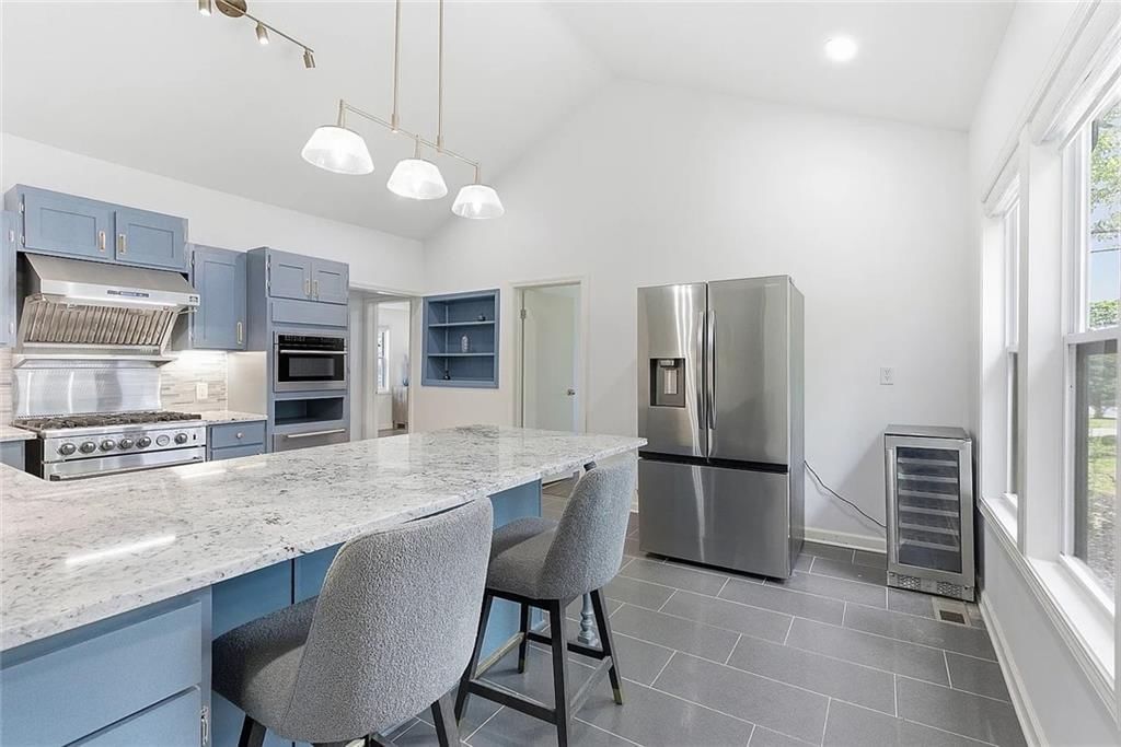 1106 College Hill Street — photo 15
