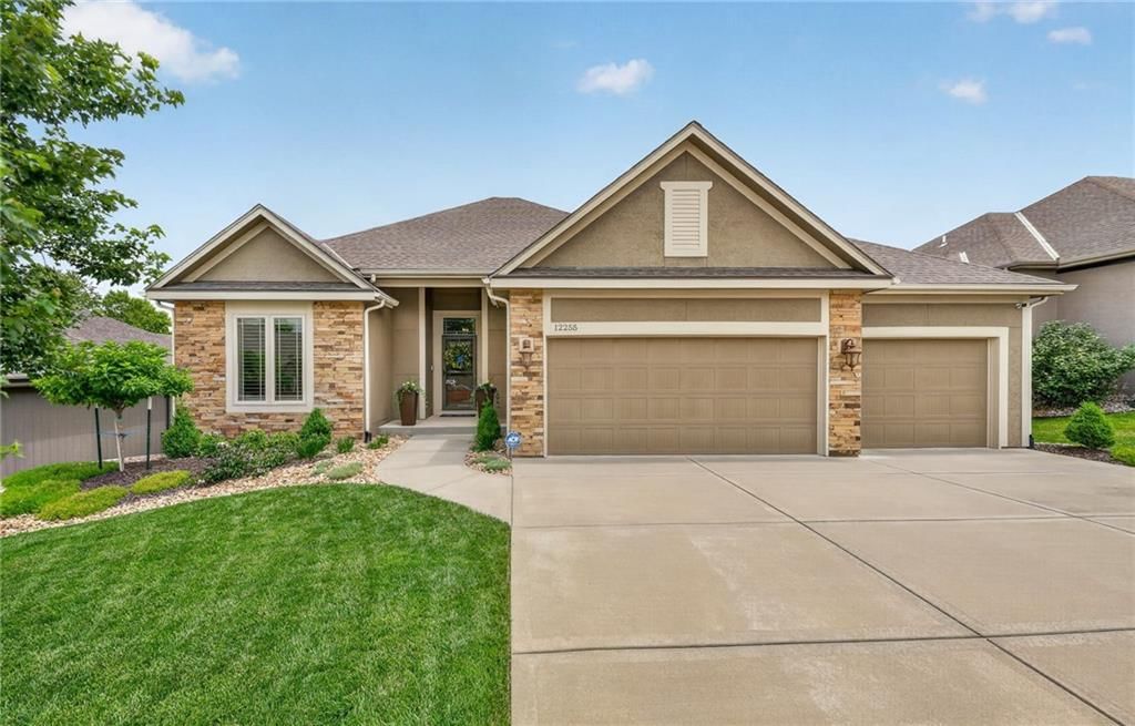 12255 NW Belmont Drive, Platte City, MO