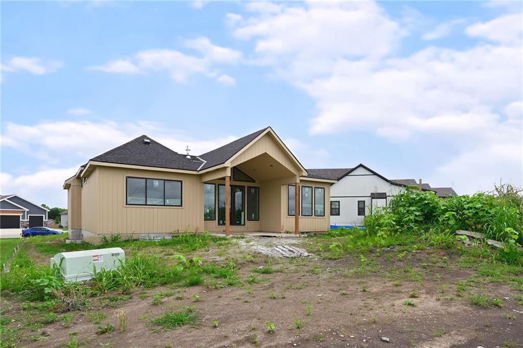 1223 Larkspur Place — photo 4