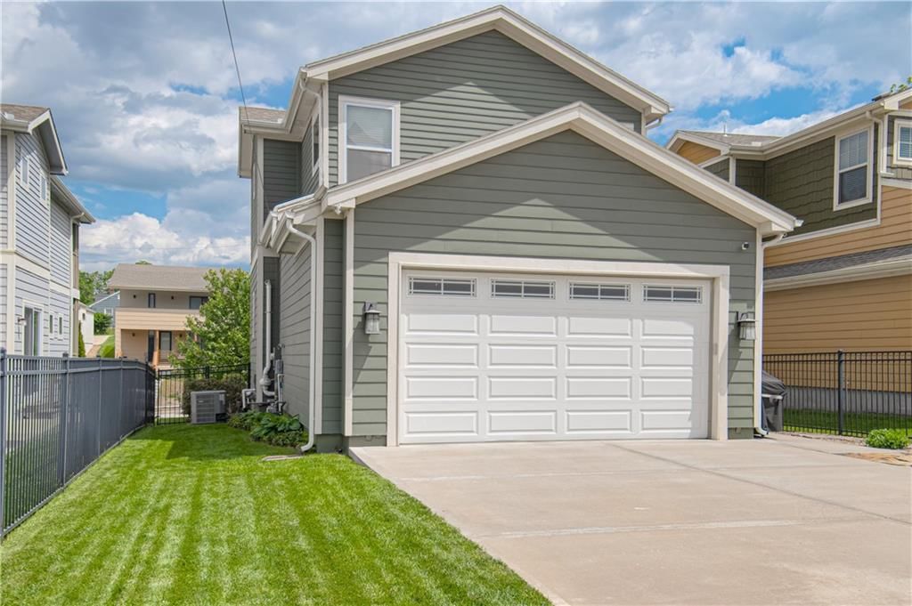 2546 Tracy Avenue — photo 29