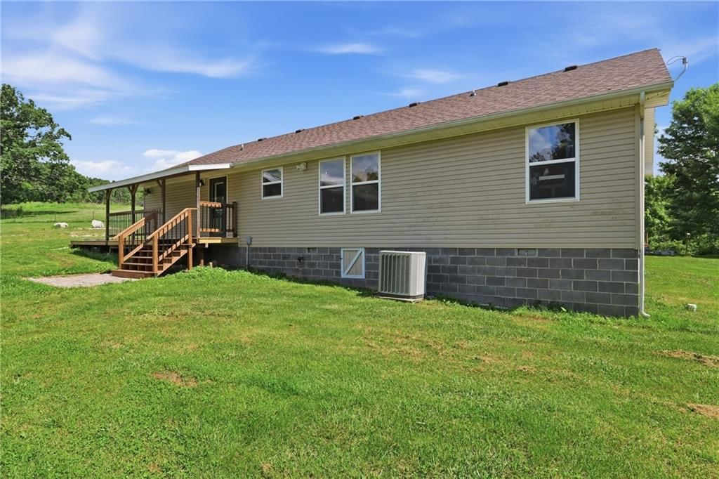 3349 Mud Springs Road — photo 9