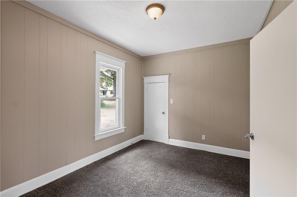1829 Oakland Avenue — photo 24