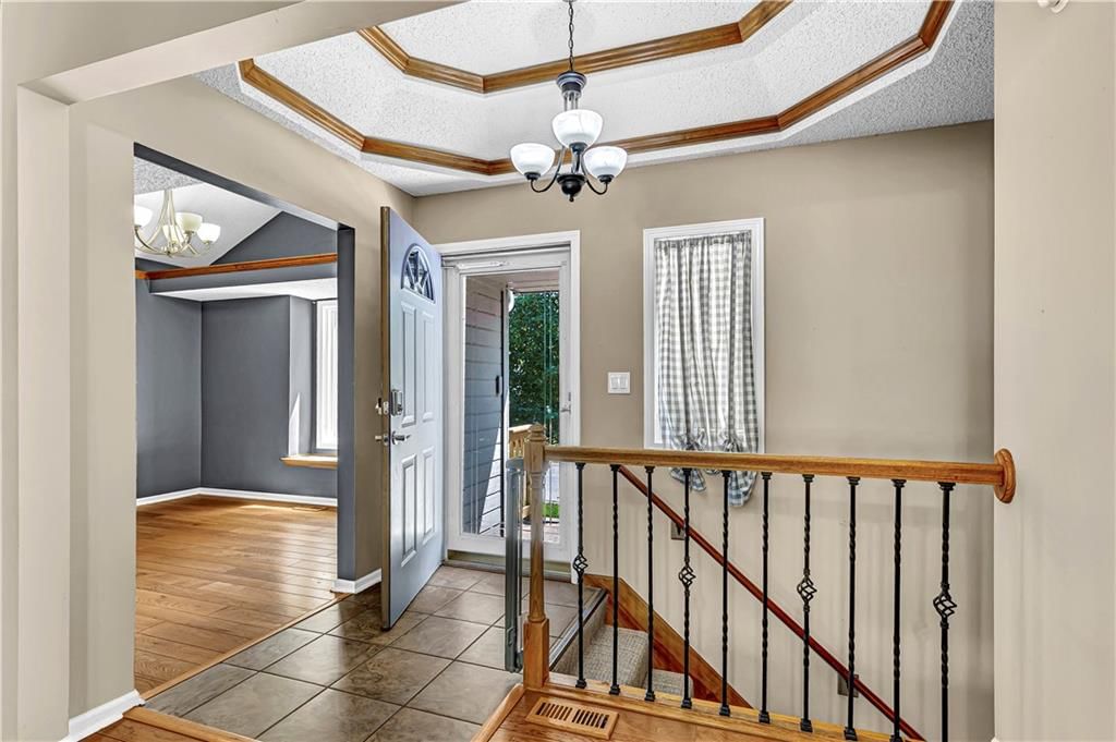 906 Pine Crest Avenue — photo 4