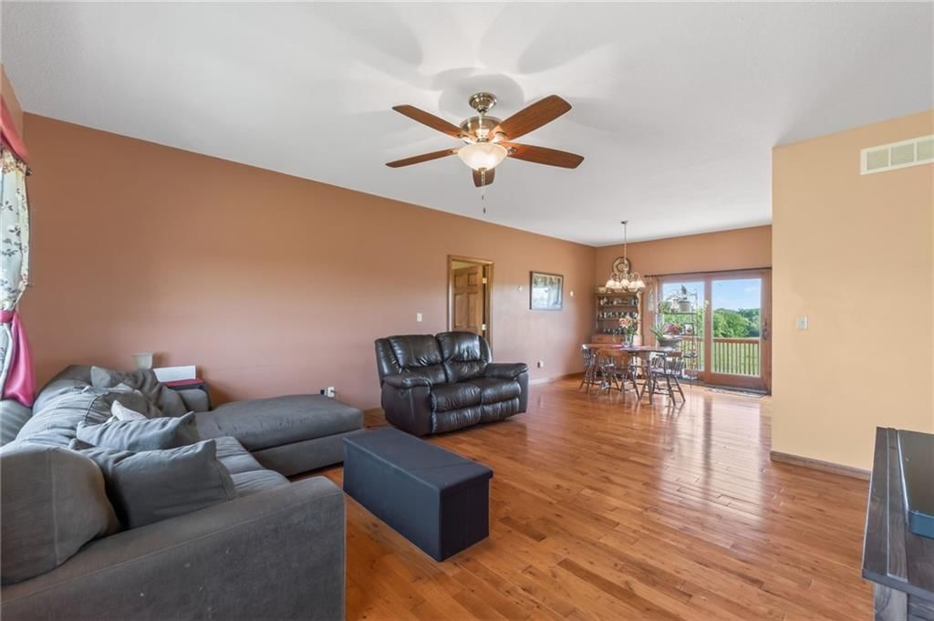 8652 SE Bethany Drive — photo 16