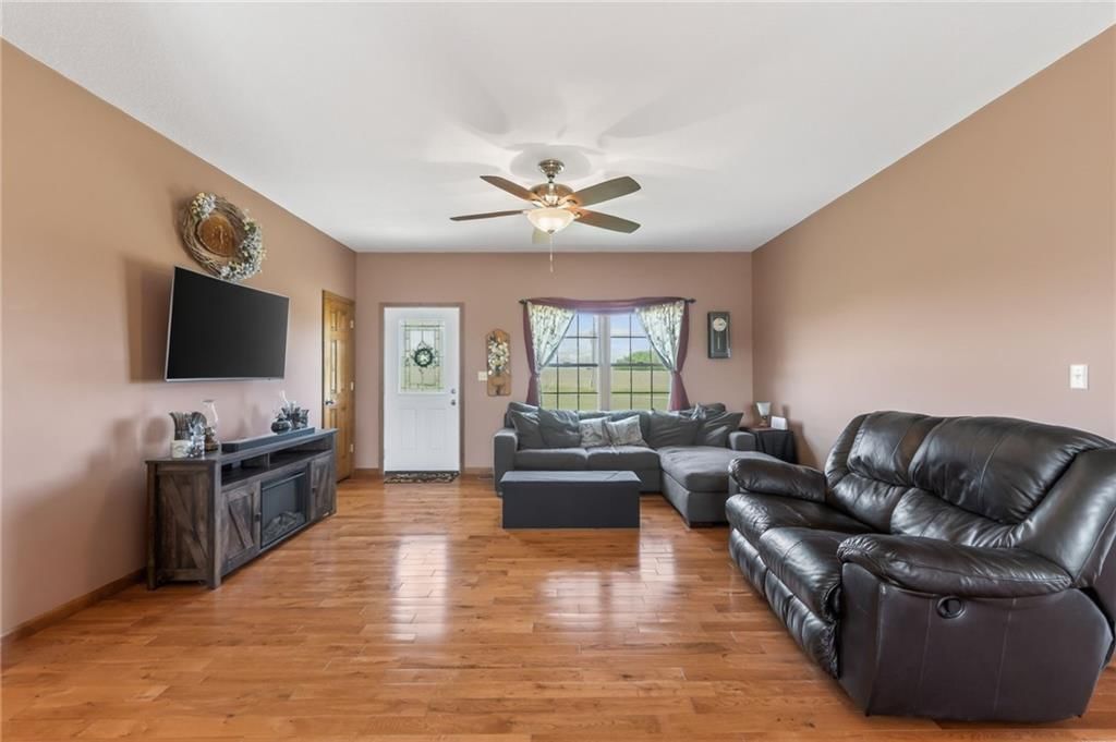 8652 SE Bethany Drive — photo 17