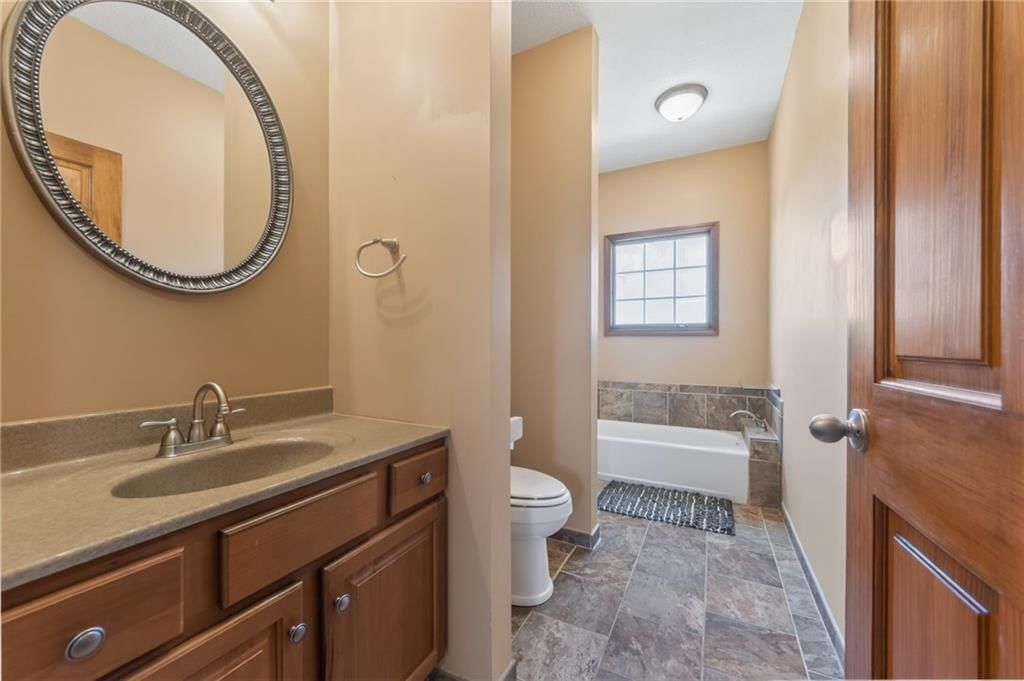 8652 SE Bethany Drive — photo 32