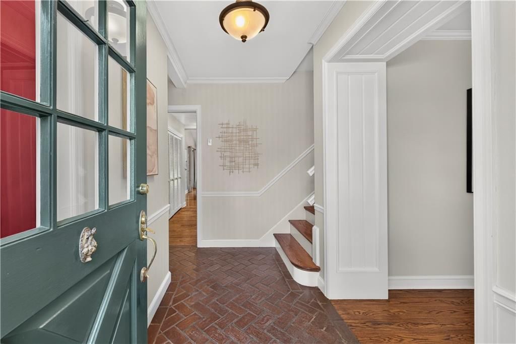 829 W 54th Terrace — photo 4