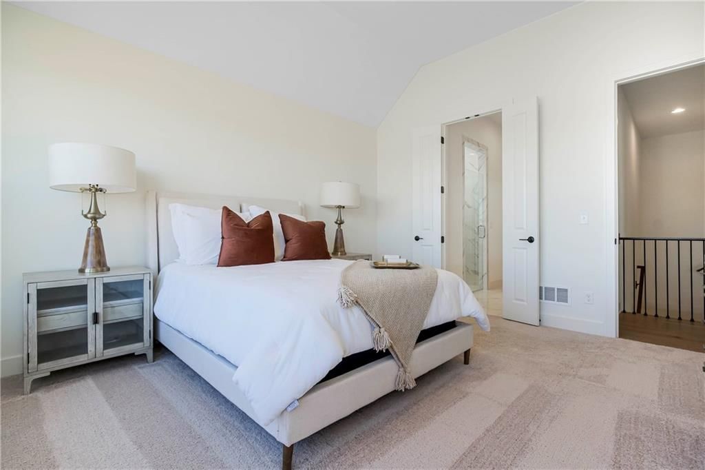 15837 Buena Vista Street — photo 21