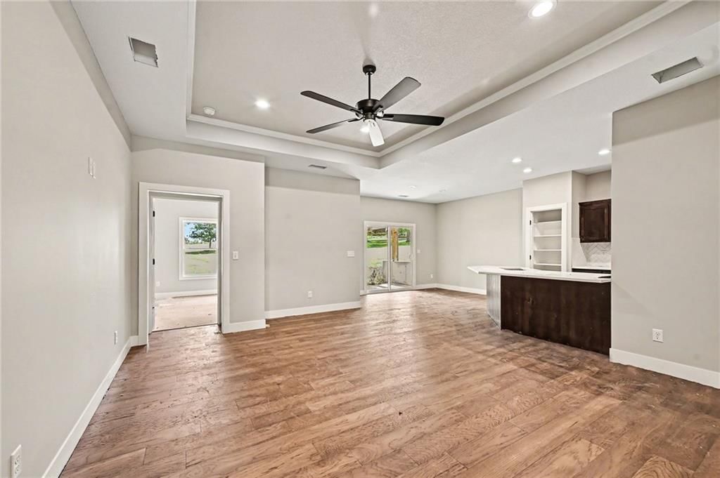 1007 Moore Drive — photo 5