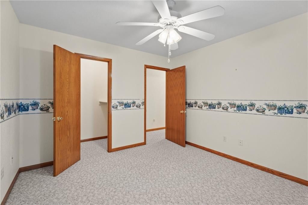 1006 S Ridgeway Street — photo 23