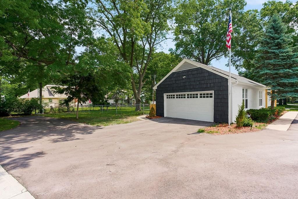 3520 W 93rd Street — photo 32