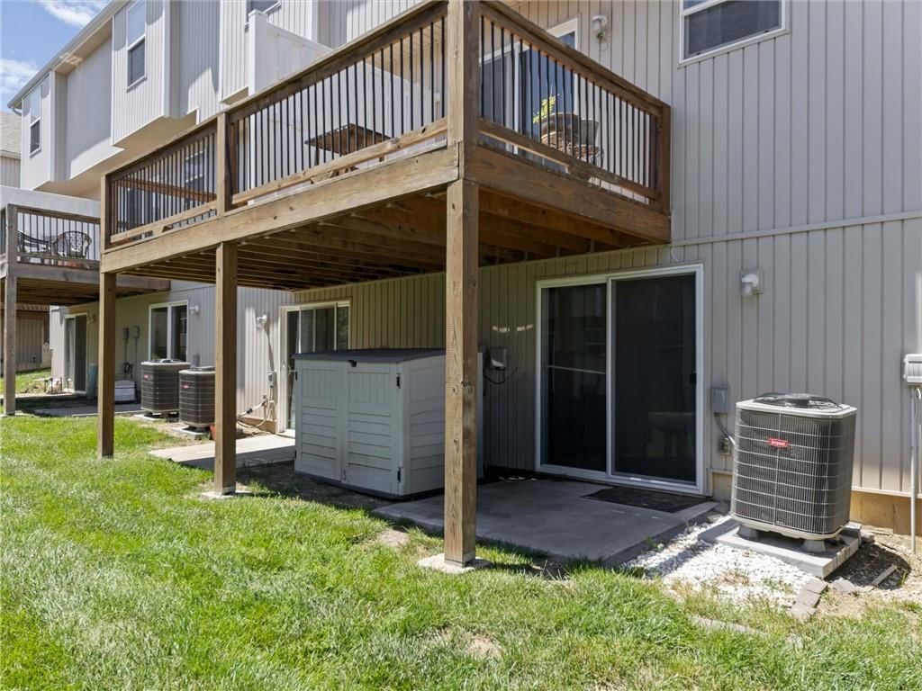 213 Pointe Lane — photo 26