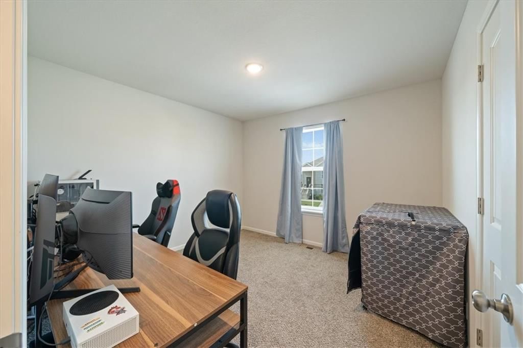 723 Connor Street — photo 14