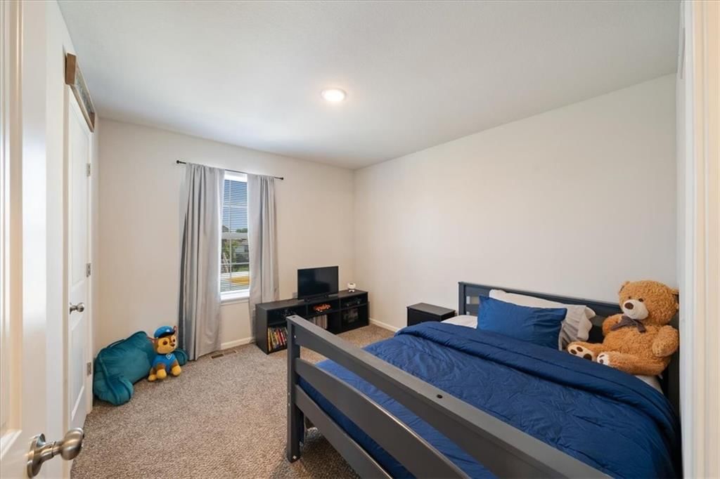 723 Connor Street — photo 15