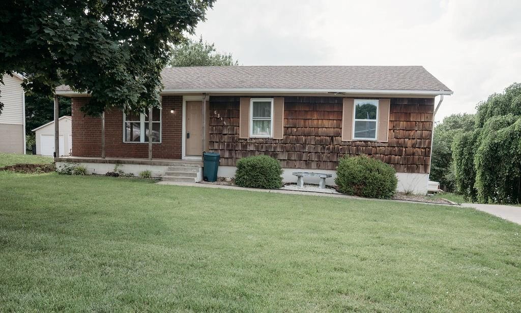 5314 S 16th Terrace, St Joseph