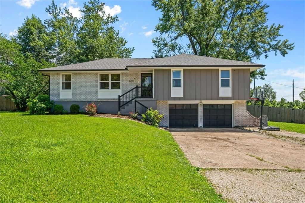 24601 W 86th Terrace, Lenexa