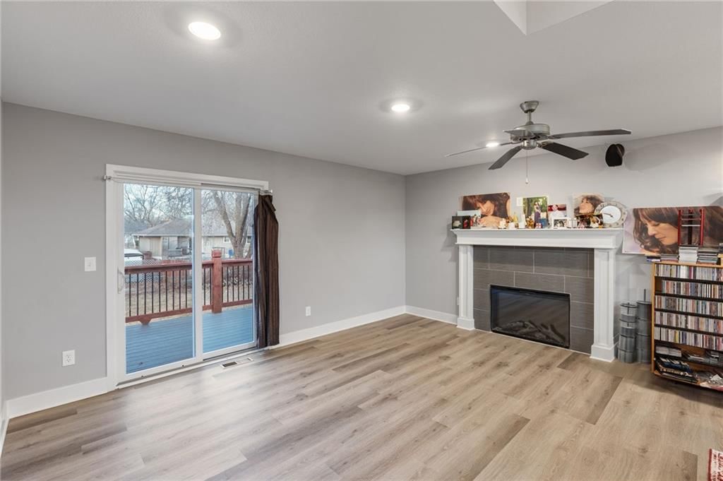 2312 NE 72ND Street — photo 11
