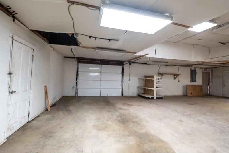 406 E Taylor Avenue — photo 10