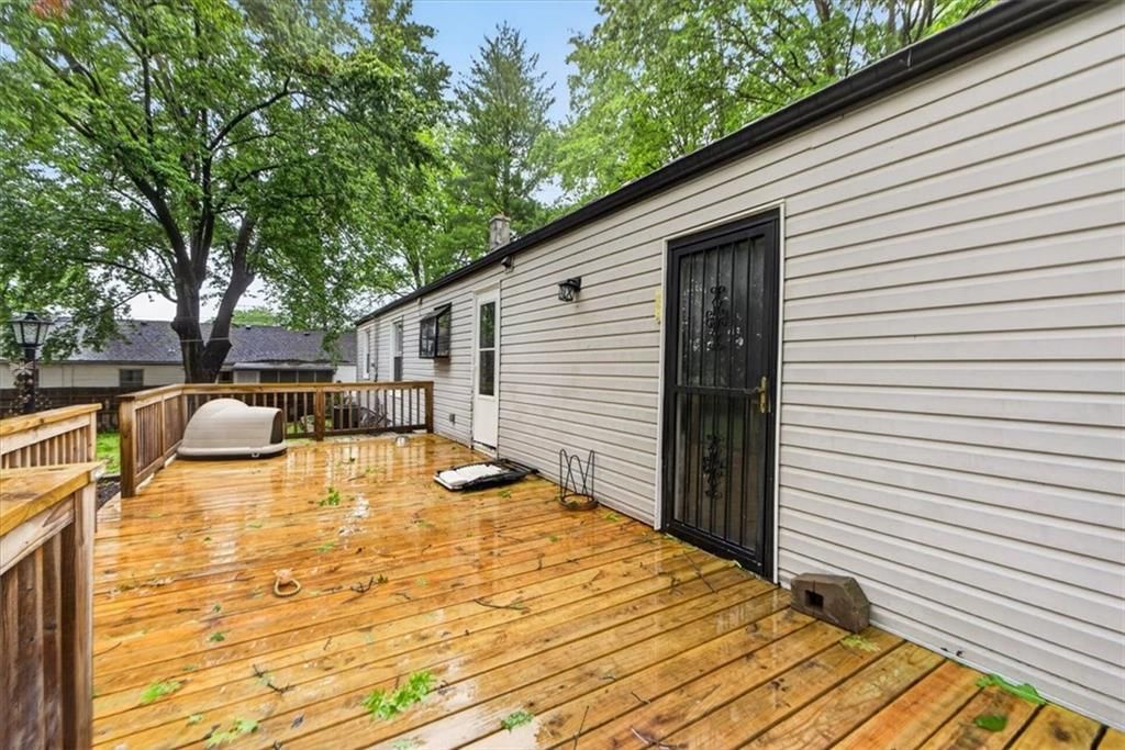 9504 Bennington Avenue — photo 35