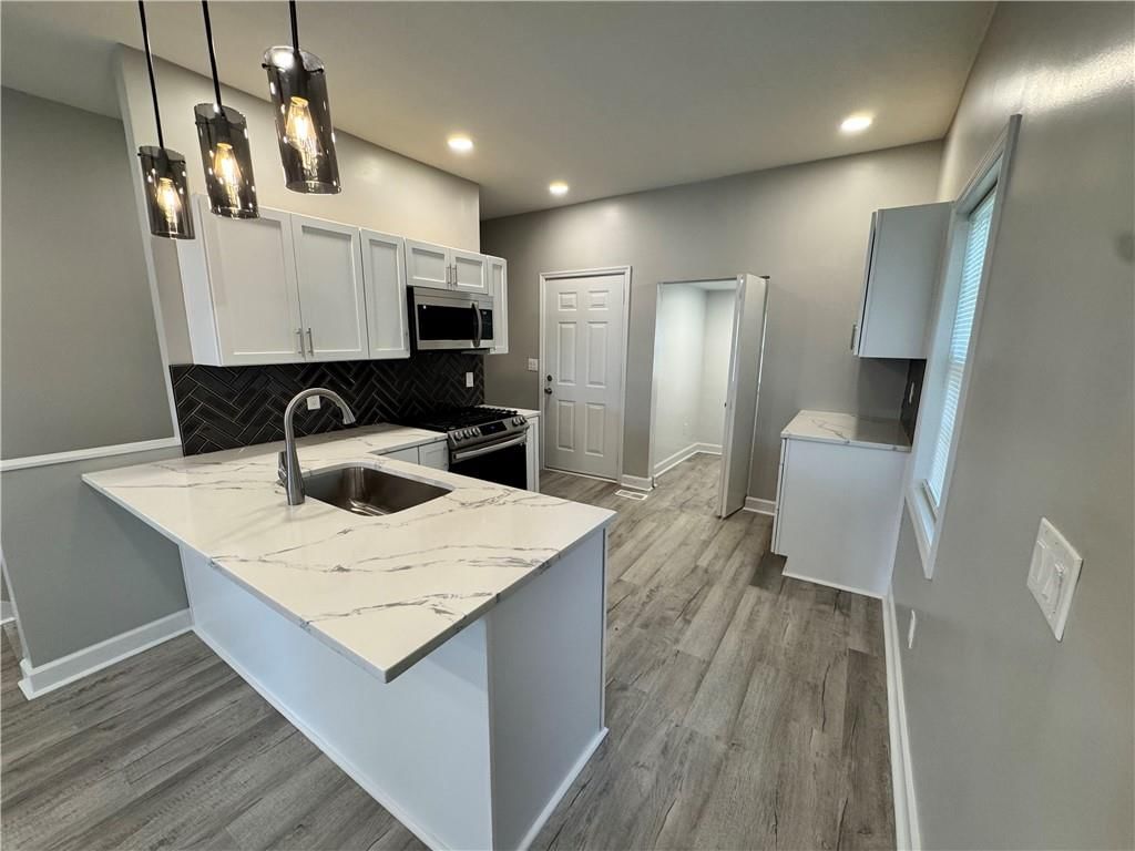 143 E Short Avenue — photo 9