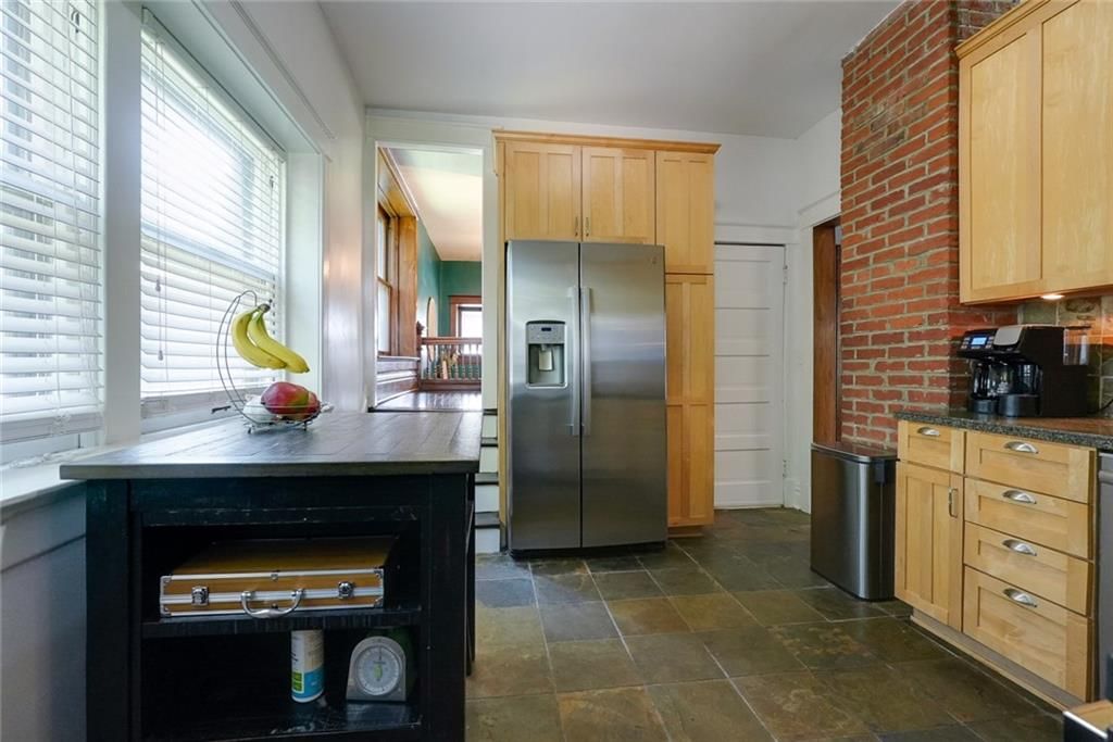 3644 Wyandotte Street — photo 14