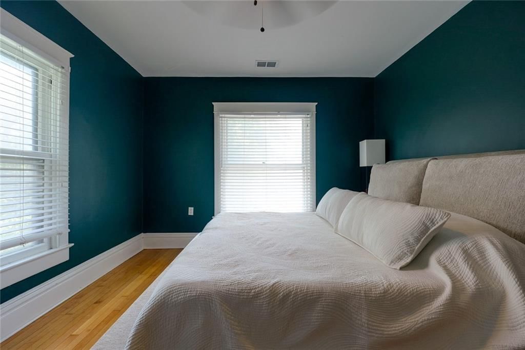 3644 Wyandotte Street — photo 24