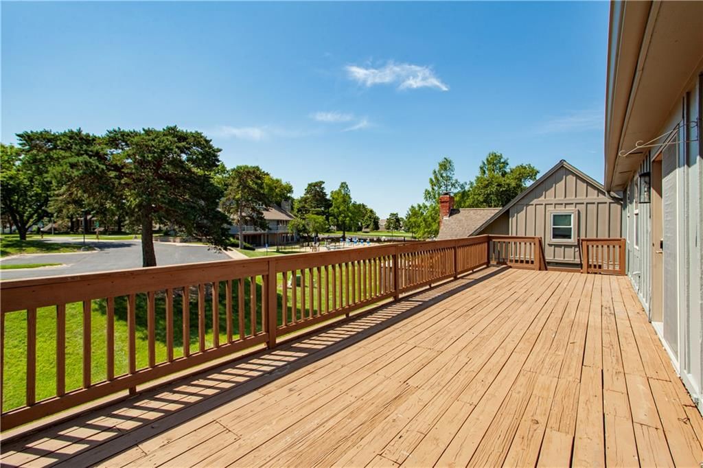 8075 Colony Lane — photo 33