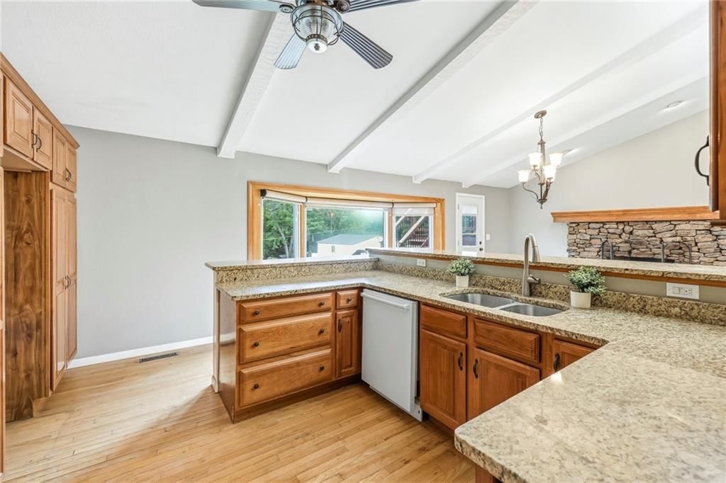 5740 E CATALPA Street — photo 11