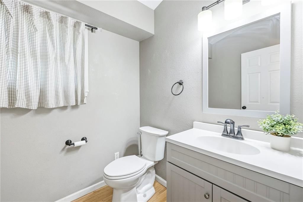 5740 E CATALPA Street — photo 7