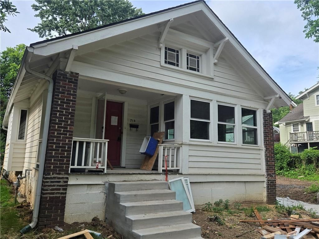 714 E 54th Terrace, Kansas City, MO