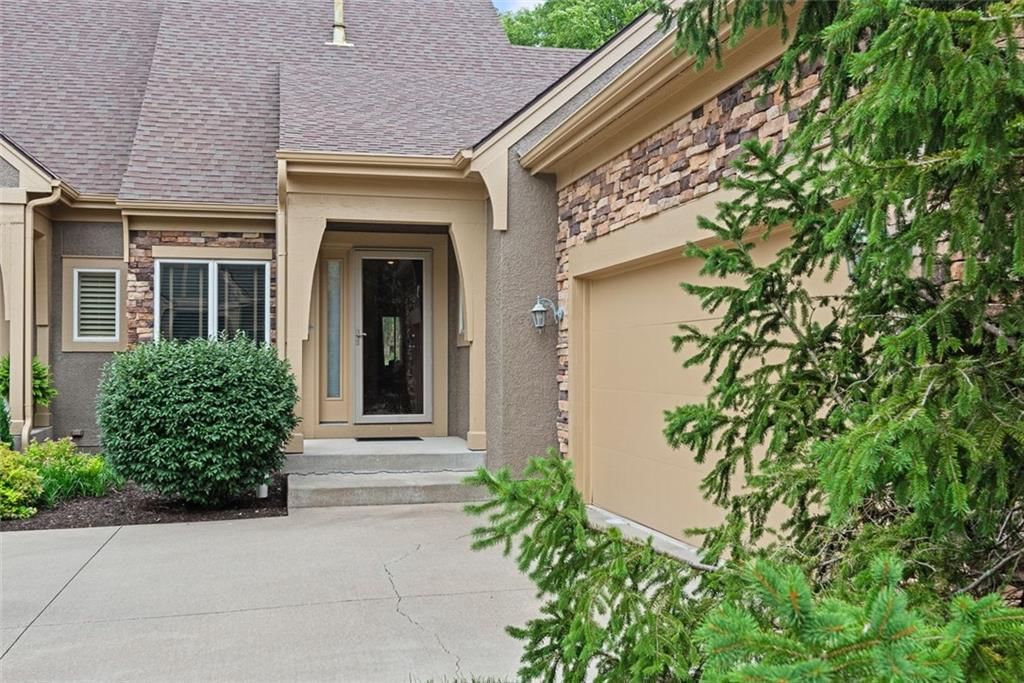 14113 S Summit Street, Olathe, KS