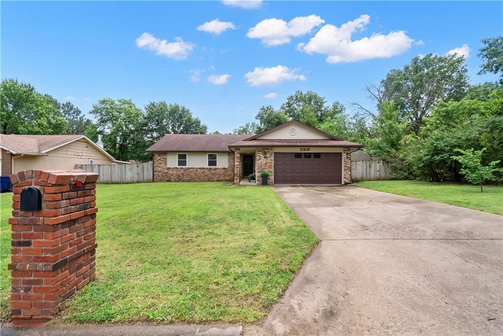 3309 W 2nd Street, Coffeyville