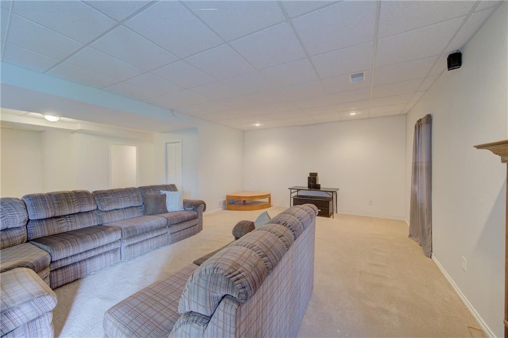 7430 Manchester Avenue — photo 31