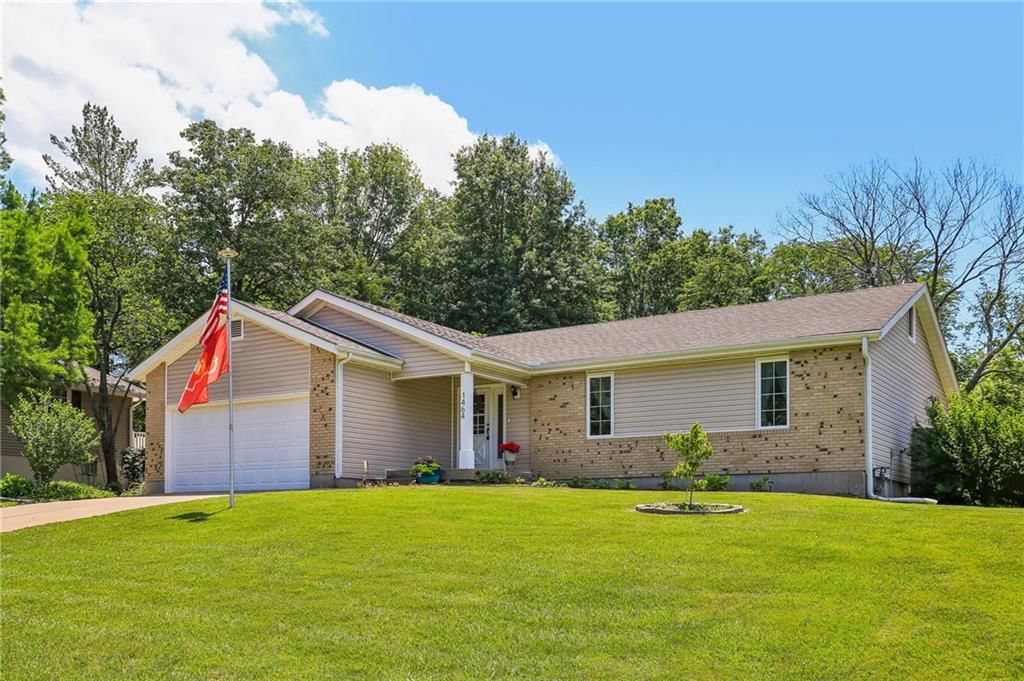 1464 Grandview Drive, Warrensburg