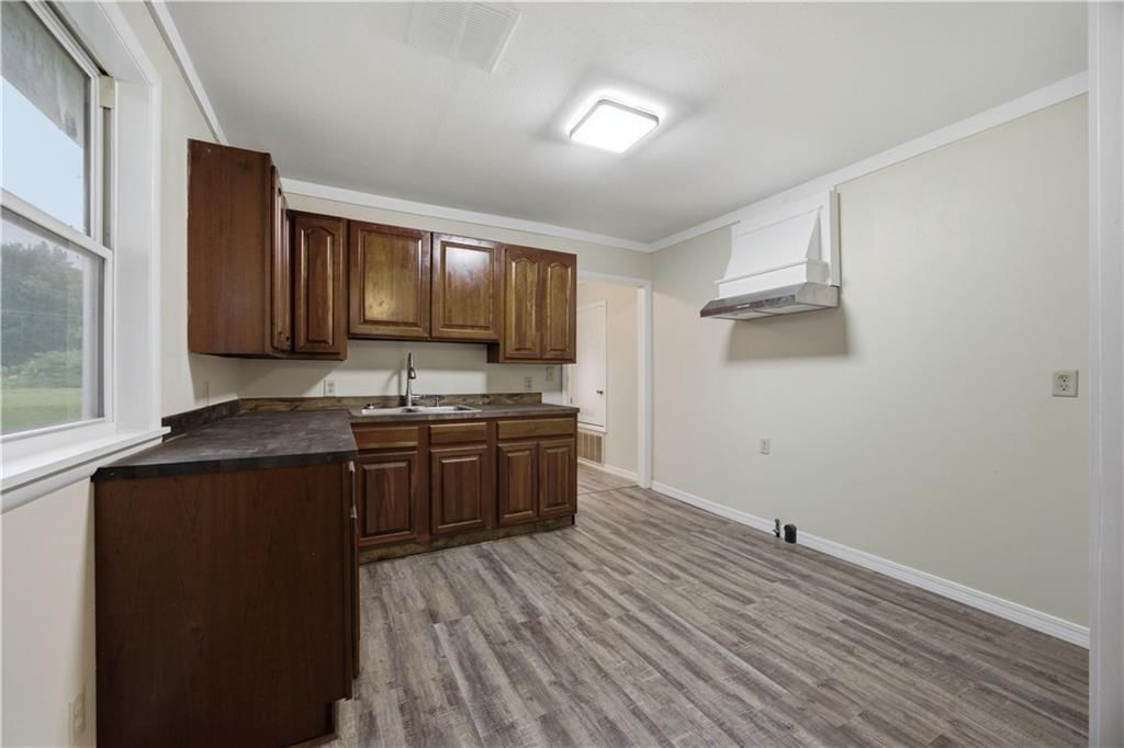 914 N 11th Street — photo 8