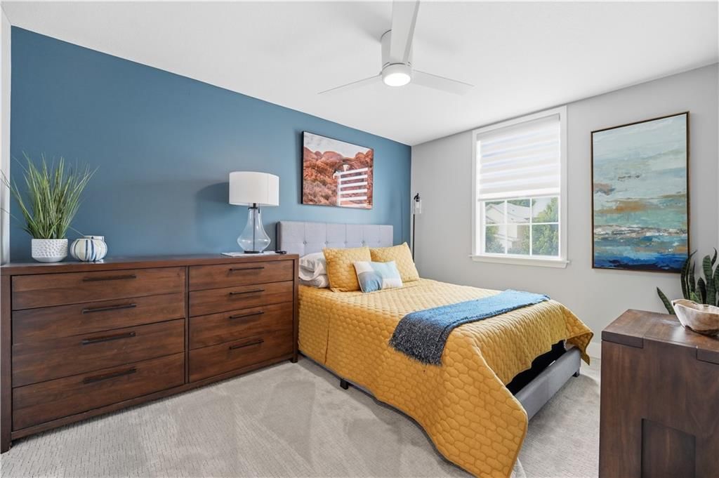 16058 Fontana Street — photo 10