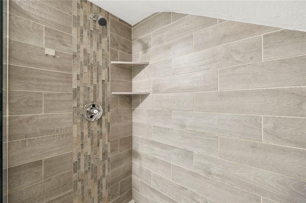 7426 Olive Street — photo 32